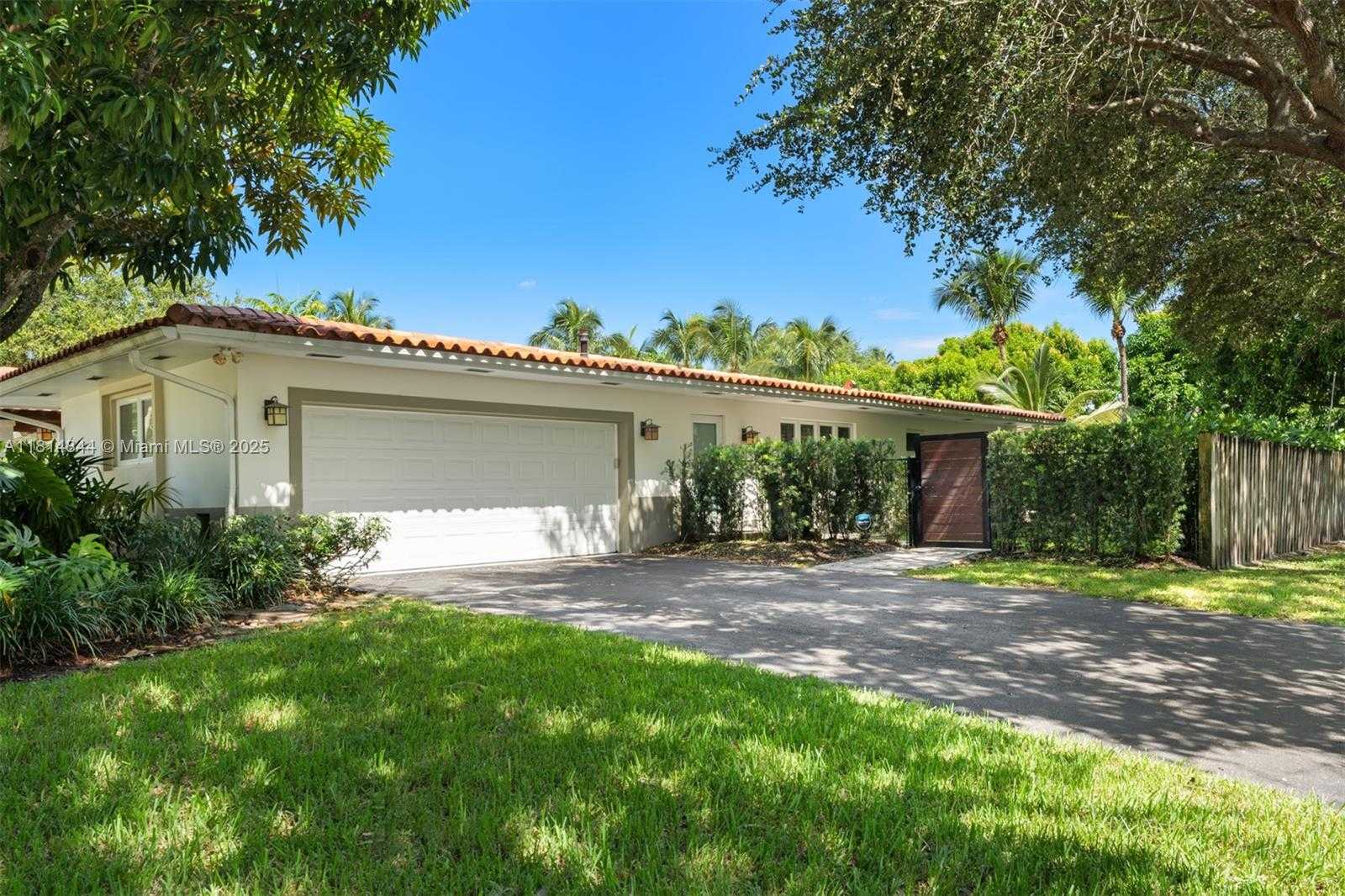 Small Image of 7505 SOUTH WEST 129 ST, Pinecrest Number 35