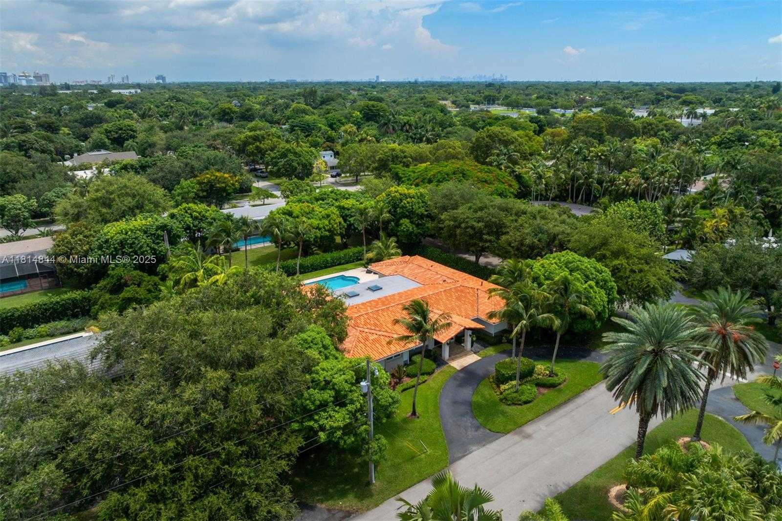 Small Image of 7505 SOUTH WEST 129 ST, Pinecrest Number 36