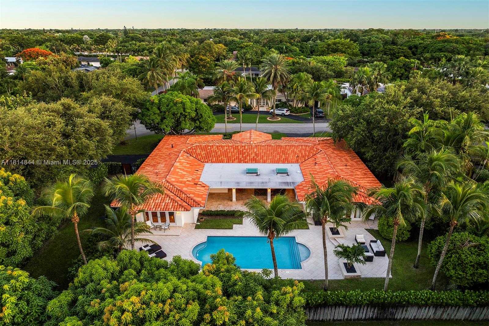 Small Image of 7505 SOUTH WEST 129 ST, Pinecrest Number 49