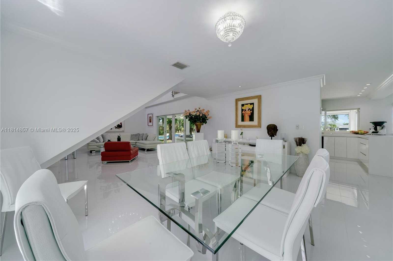 Small Image of 6681 SOUTH WEST 155TH AVE, Miami Number 15