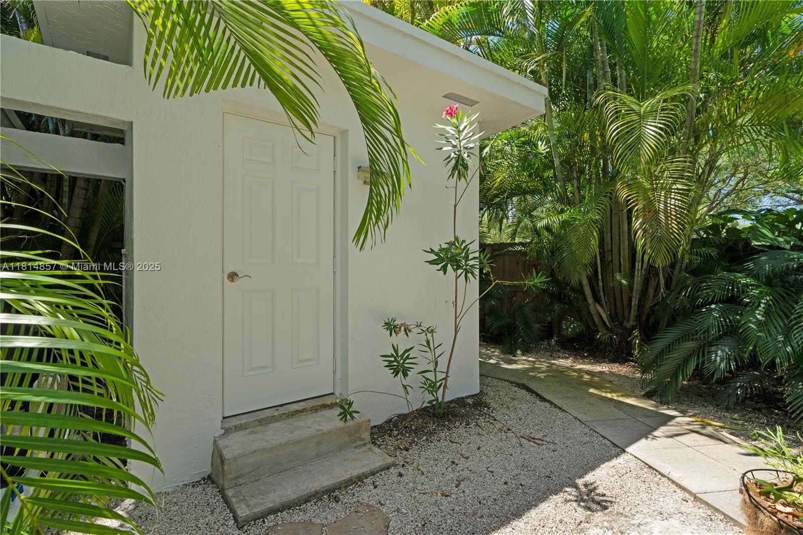 Small Image of 6681 SOUTH WEST 155TH AVE, Miami Number 61