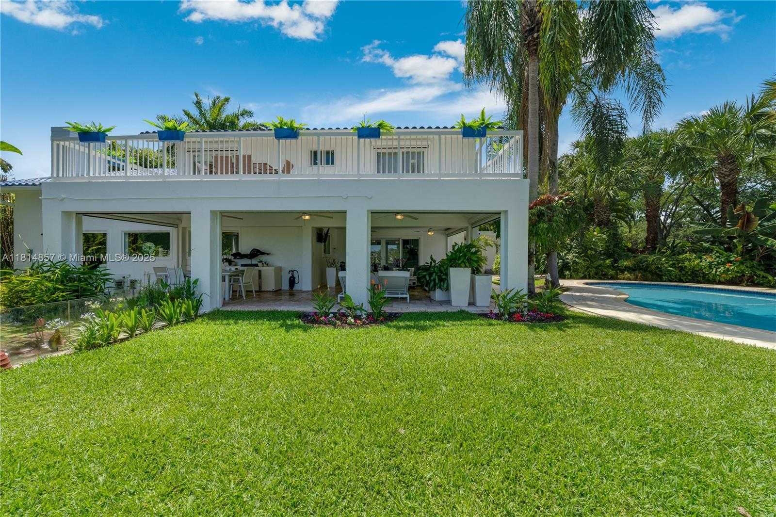 Small Image of 6681 SOUTH WEST 155TH AVE, Miami Number 64