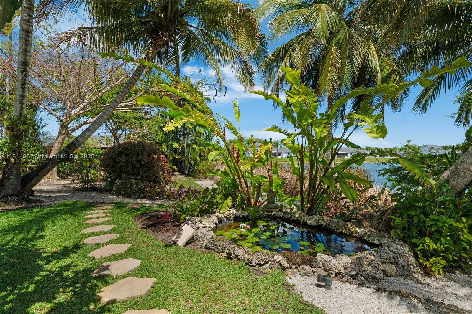 Small Image of 6681 SOUTH WEST 155TH AVE, Miami Number 69