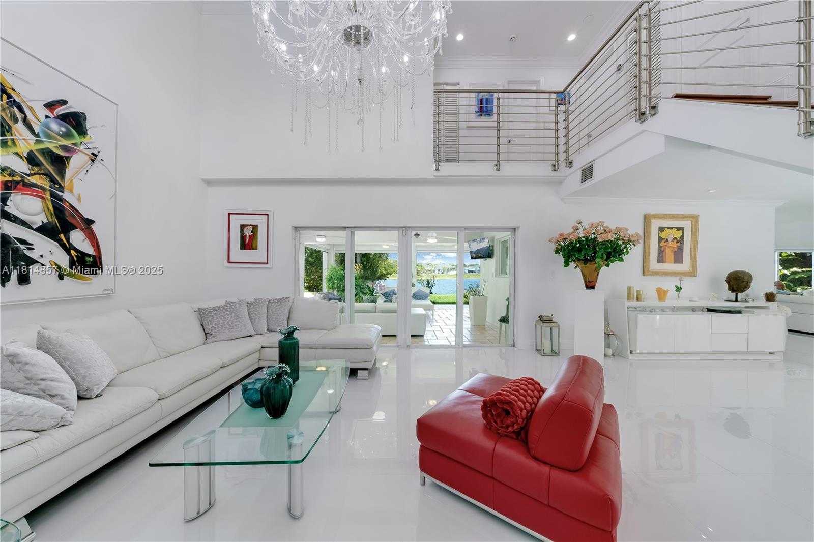 Small Image of 6681 SOUTH WEST 155TH AVE, Miami Number 7