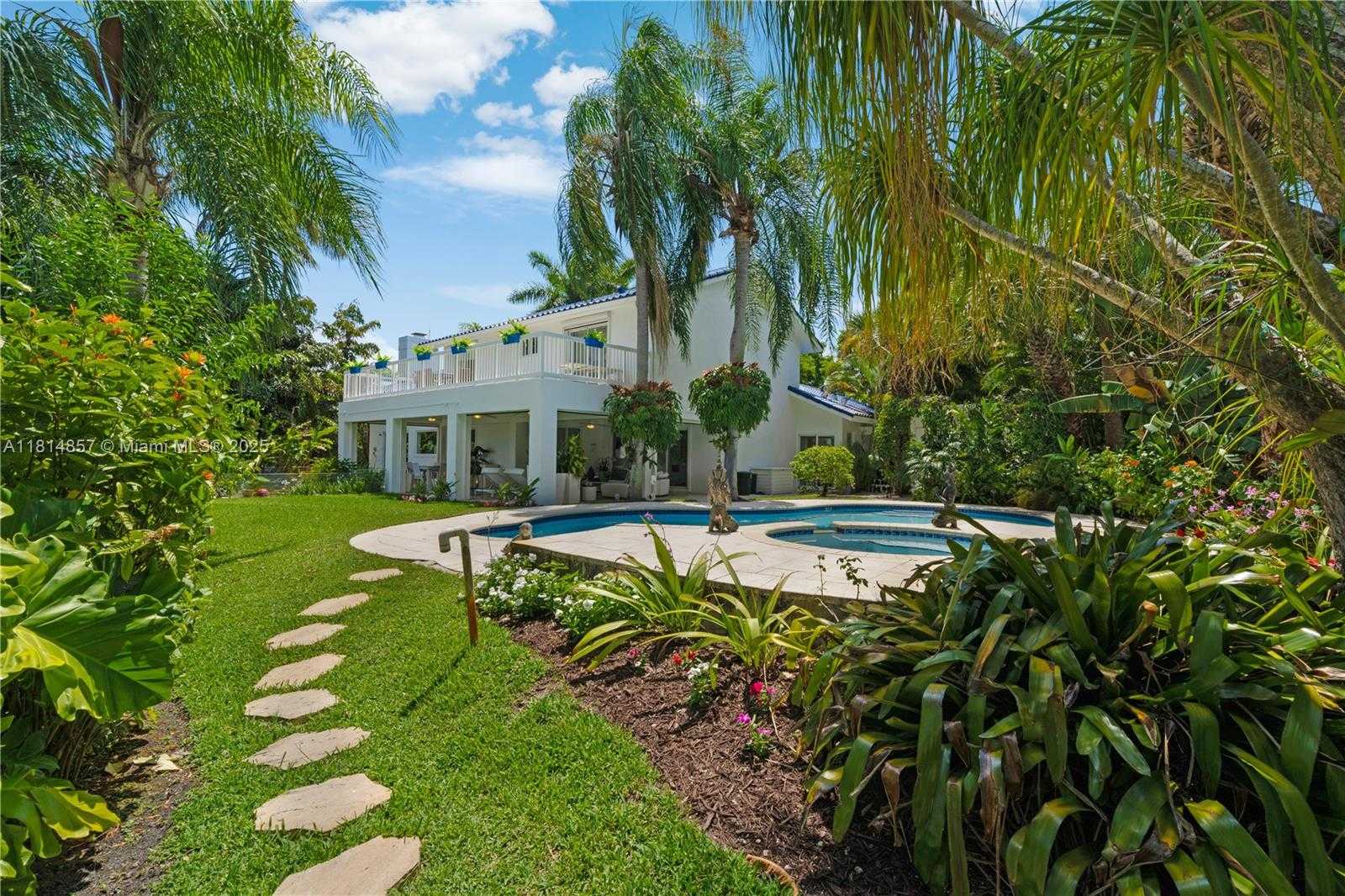 Small Image of 6681 SOUTH WEST 155TH AVE, Miami Number 70