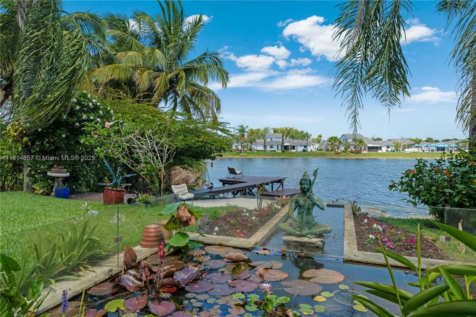 Small Image of 6681 SOUTH WEST 155TH AVE, Miami Number 71