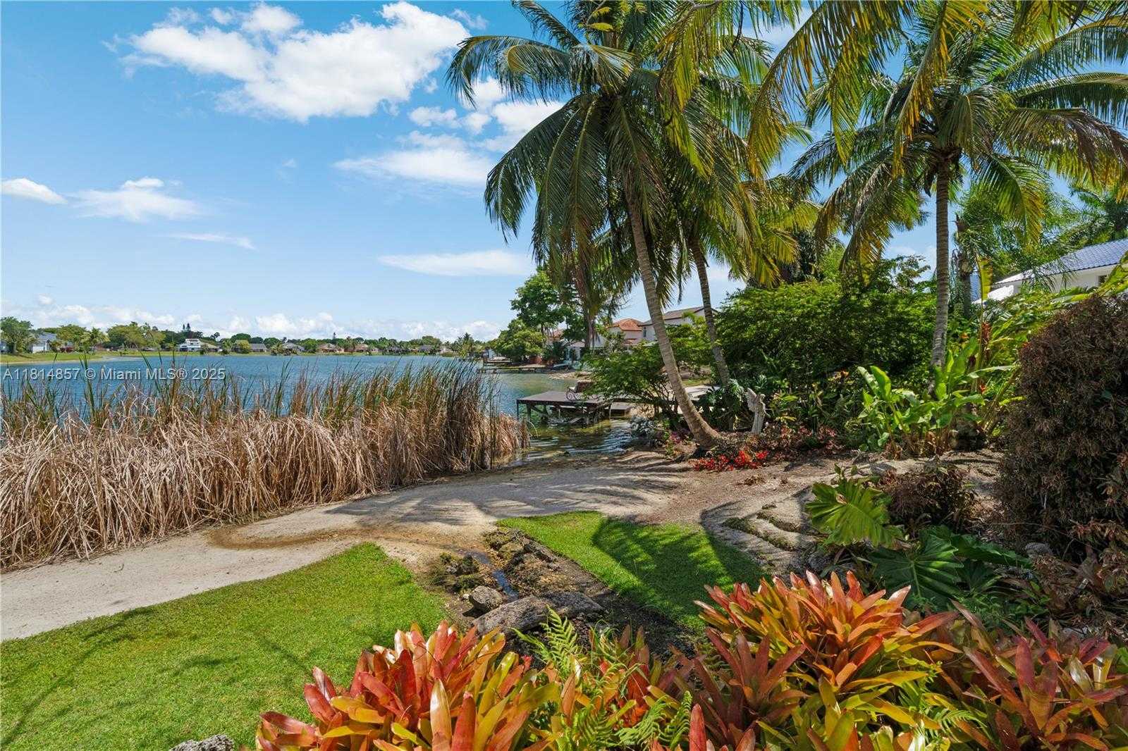 Small Image of 6681 SOUTH WEST 155TH AVE, Miami Number 73