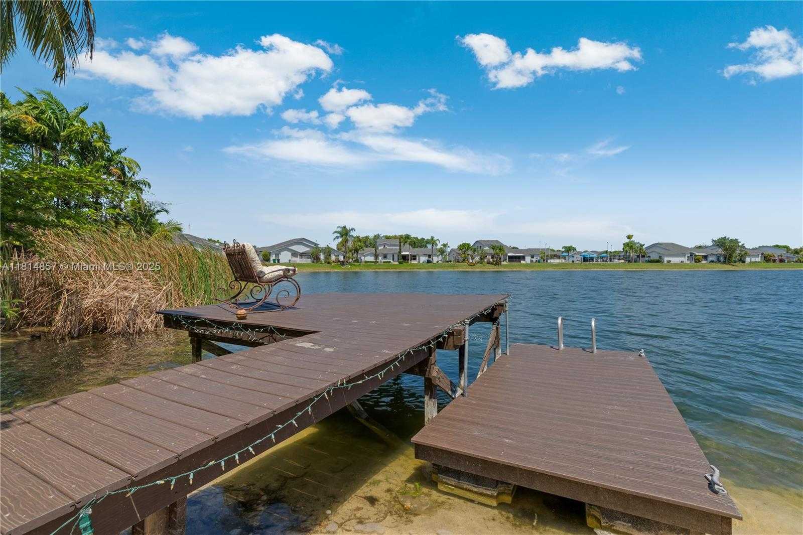 Small Image of 6681 SOUTH WEST 155TH AVE, Miami Number 79