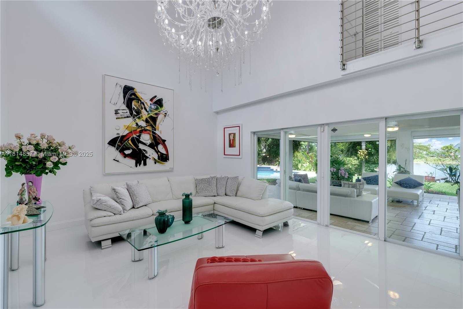Small Image of 6681 SOUTH WEST 155TH AVE, Miami Number 8