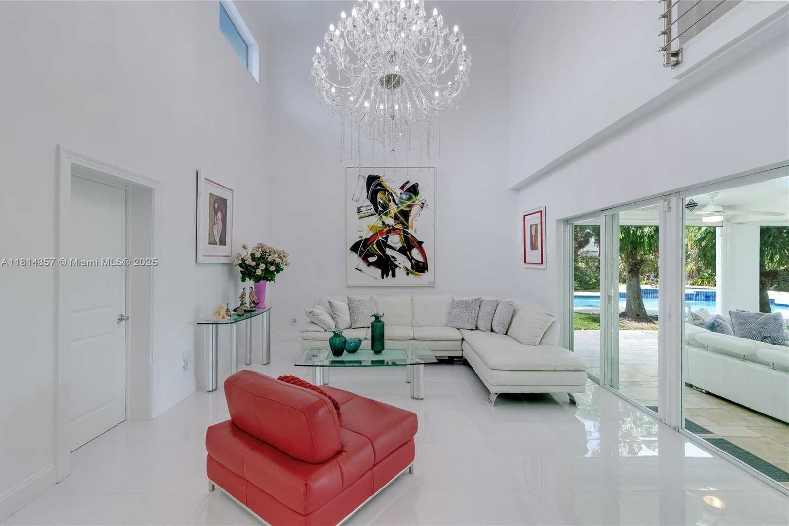 Small Image of 6681 SOUTH WEST 155TH AVE, Miami Number 9