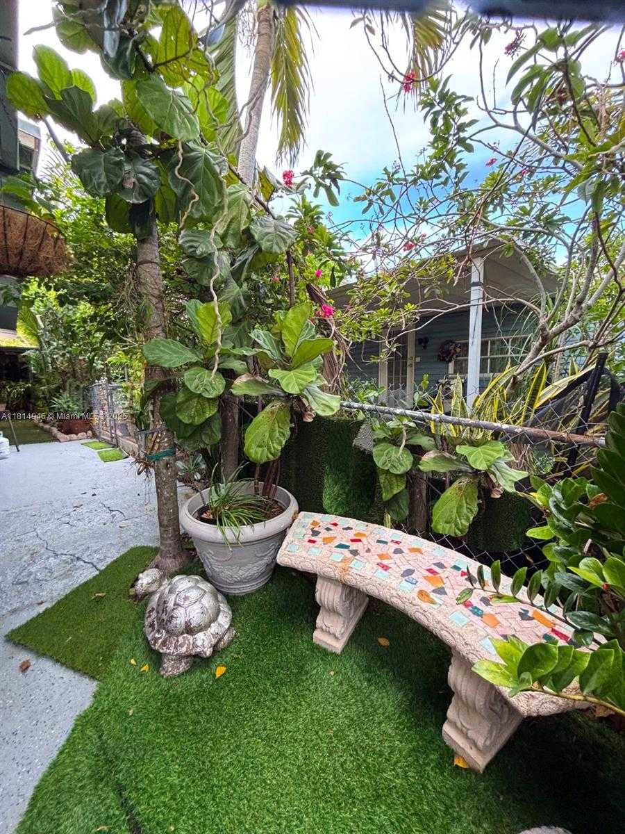 Small Image of 13191 SOUTH WEST 9TH ST, Davie Number 18