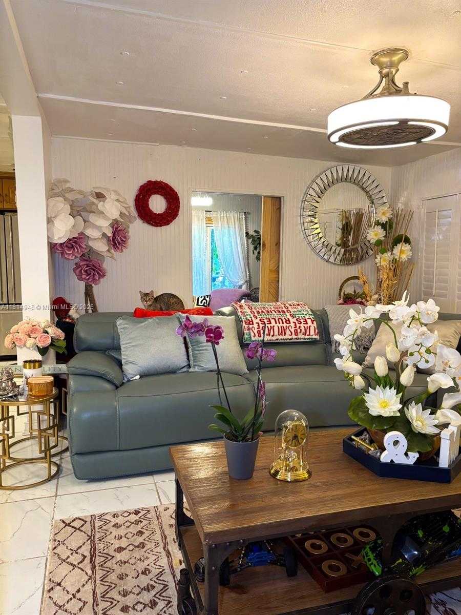 Small Image of 13191 SOUTH WEST 9TH ST, Davie Number 5