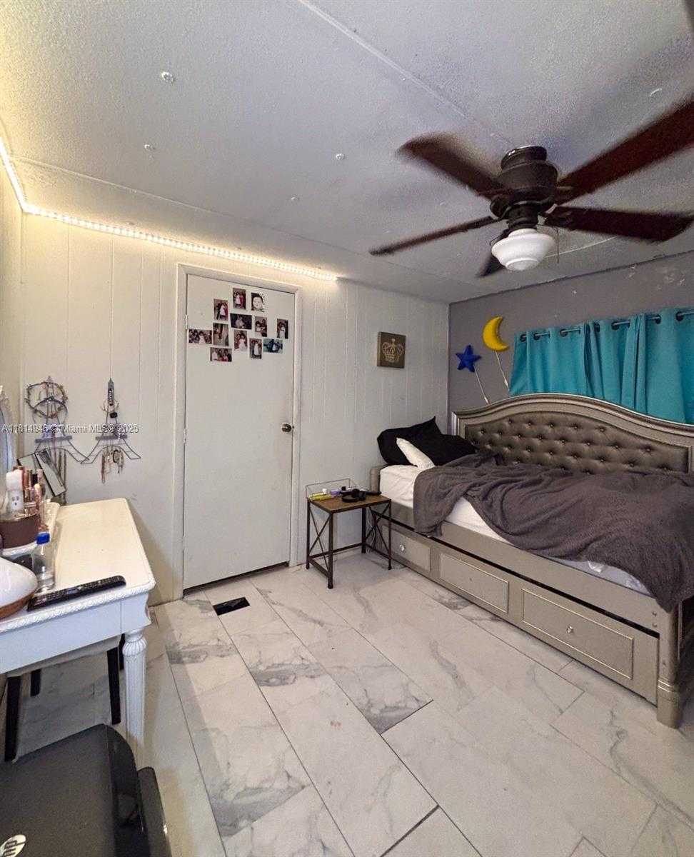 Small Image of 13191 SOUTH WEST 9TH ST, Davie Number 9