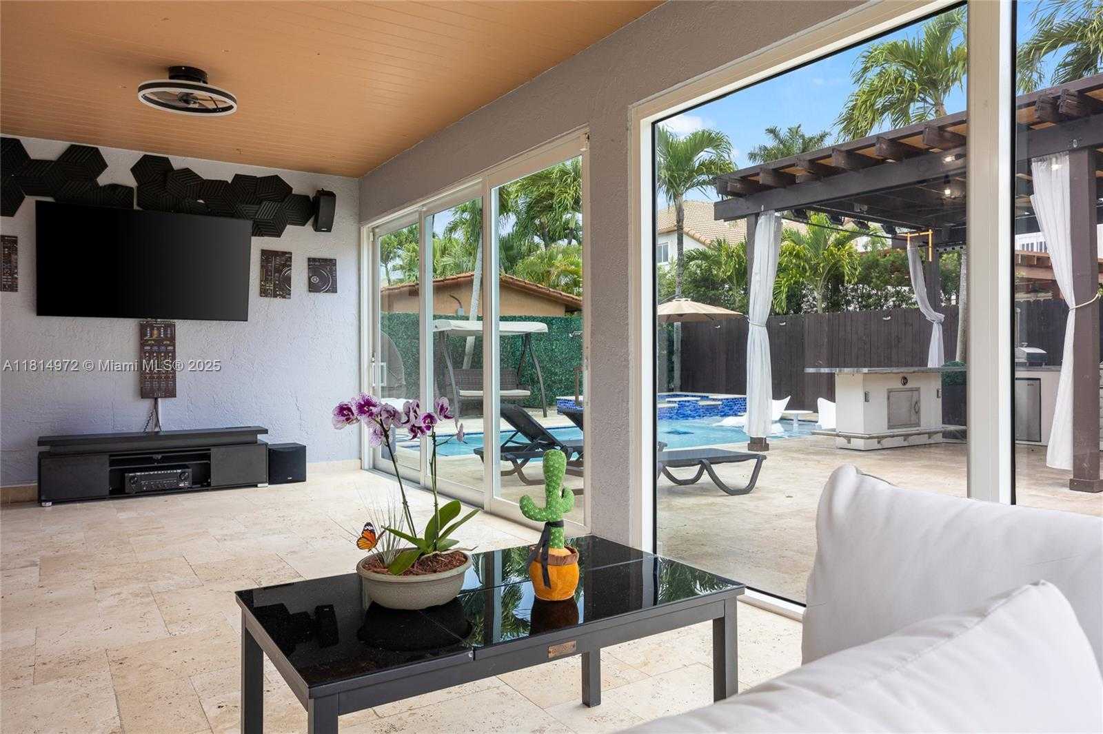 Small Image of 9725 NORTH WEST 28TH TER, Doral Number 25