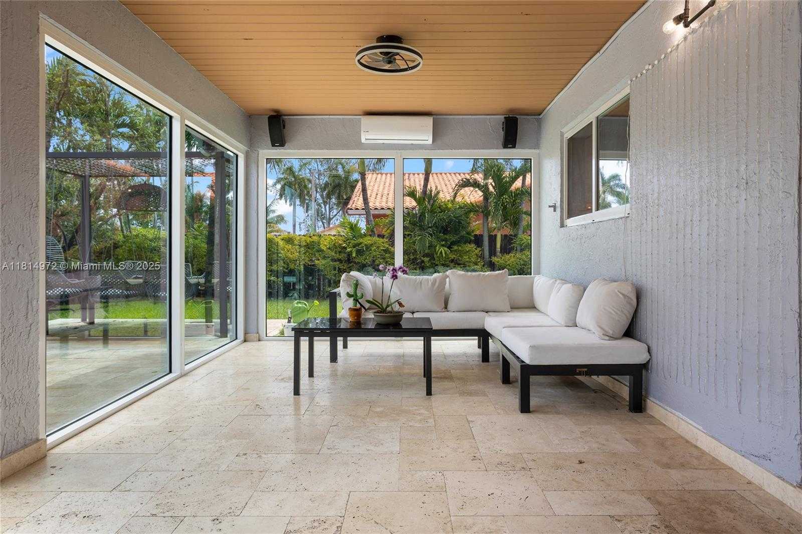 Small Image of 9725 NORTH WEST 28TH TER, Doral Number 27