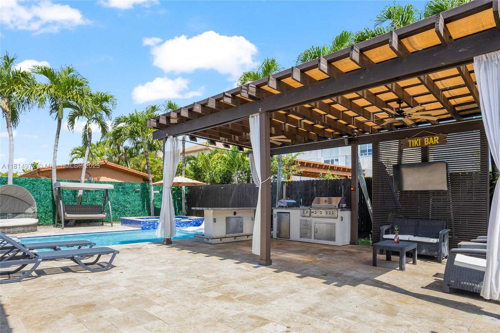 Small Image of 9725 NORTH WEST 28TH TER, Doral Number 30