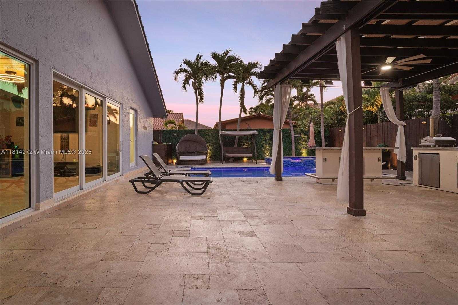 Small Image of 9725 NORTH WEST 28TH TER, Doral Number 31