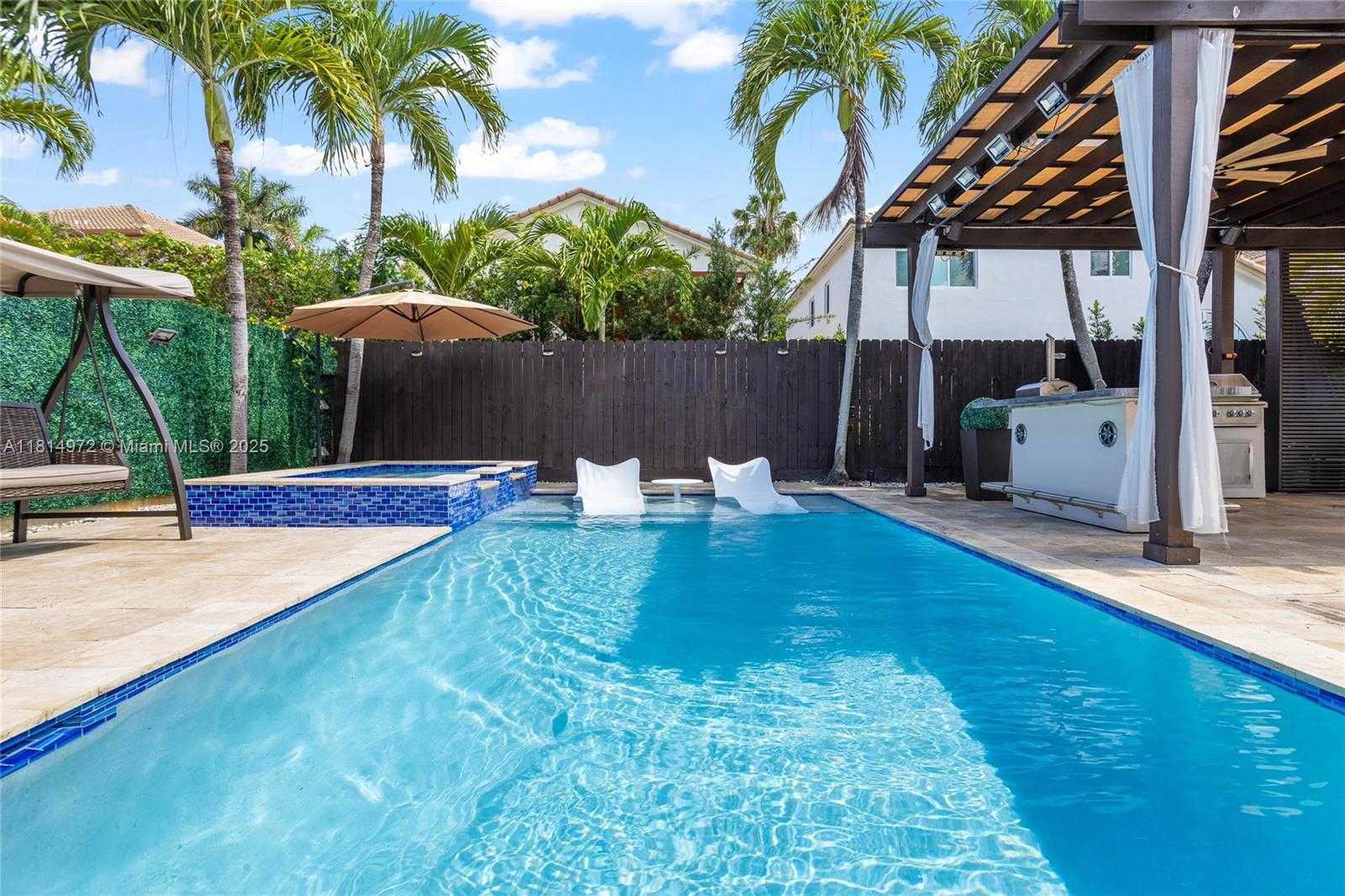 Small Image of 9725 NORTH WEST 28TH TER, Doral Number 37