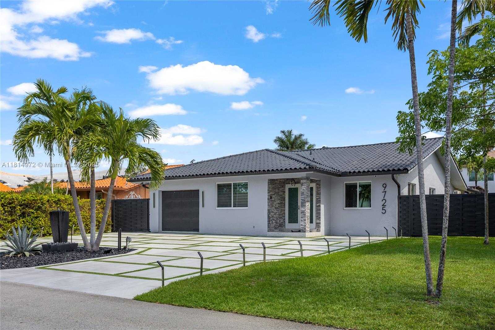 Small Image of 9725 NORTH WEST 28TH TER, Doral Number 5