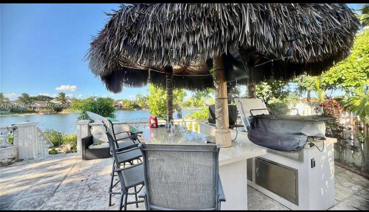 Small Image of 15321 SOUTH WEST 59TH ST, Miami Number 10