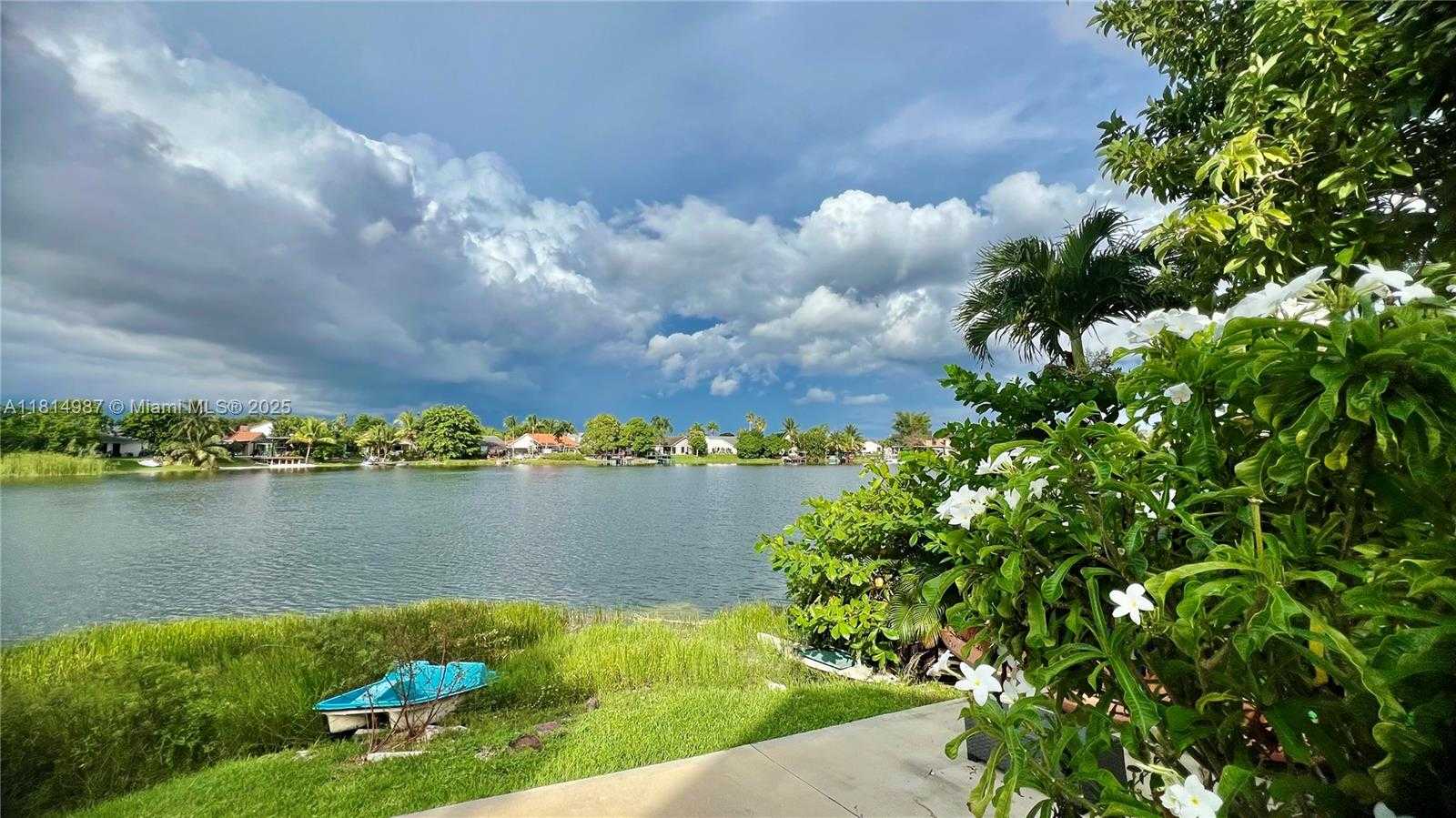 Small Image of 15321 SOUTH WEST 59TH ST, Miami Number 16