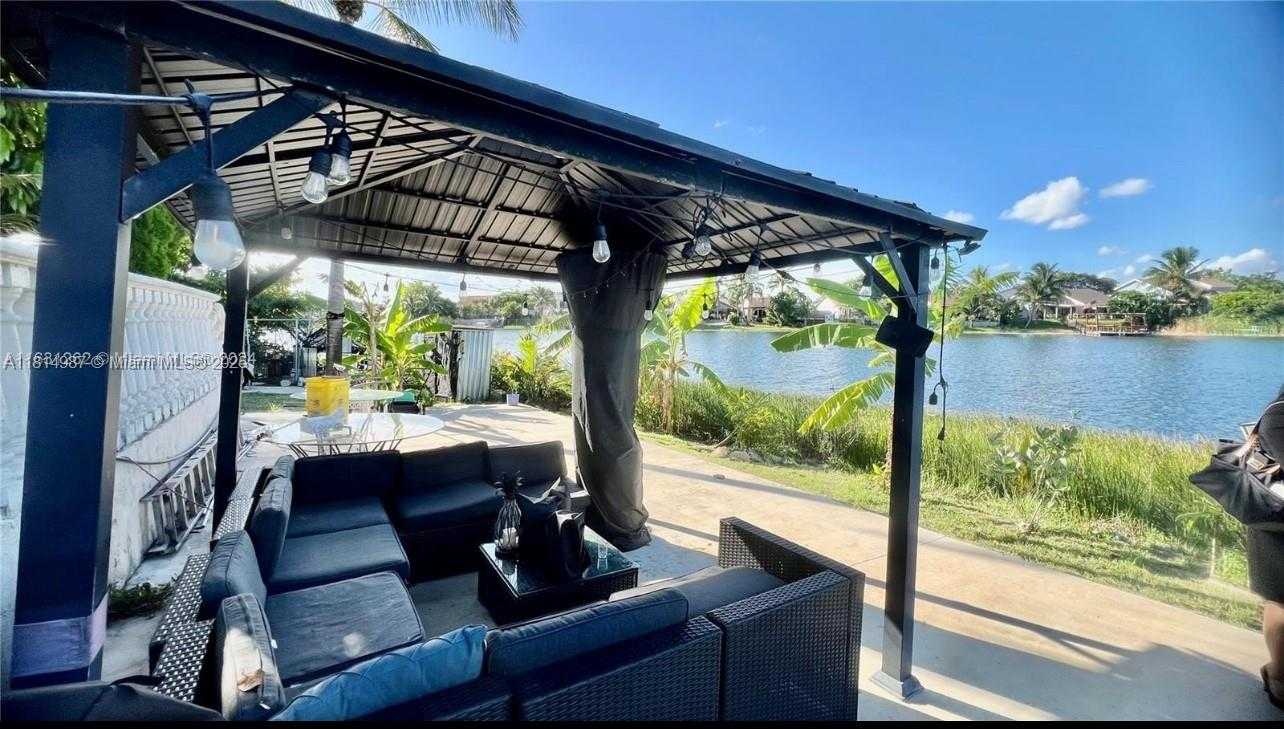 Small Image of 15321 SOUTH WEST 59TH ST, Miami Number 25