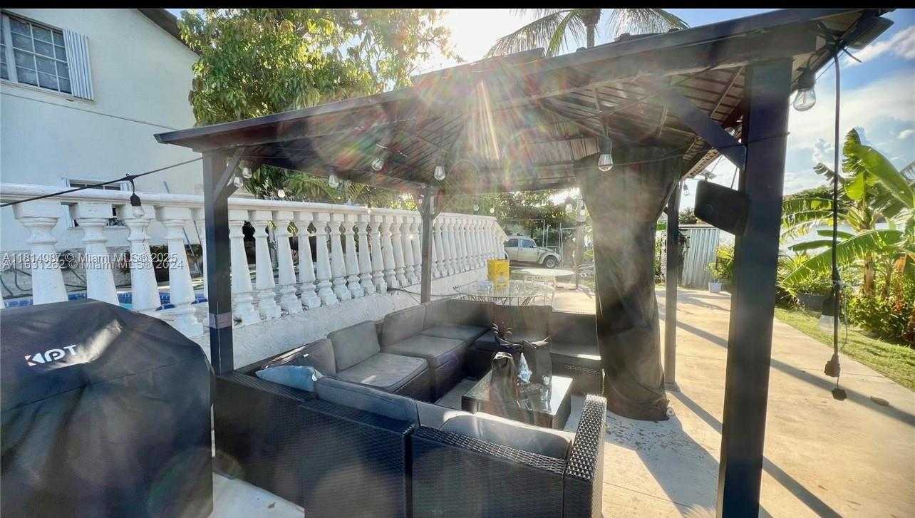 Small Image of 15321 SOUTH WEST 59TH ST, Miami Number 26
