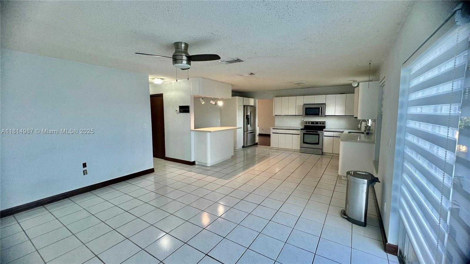 Small Image of 15321 SOUTH WEST 59TH ST, Miami Number 61