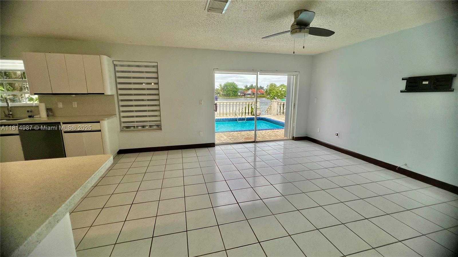 Small Image of 15321 SOUTH WEST 59TH ST, Miami Number 7