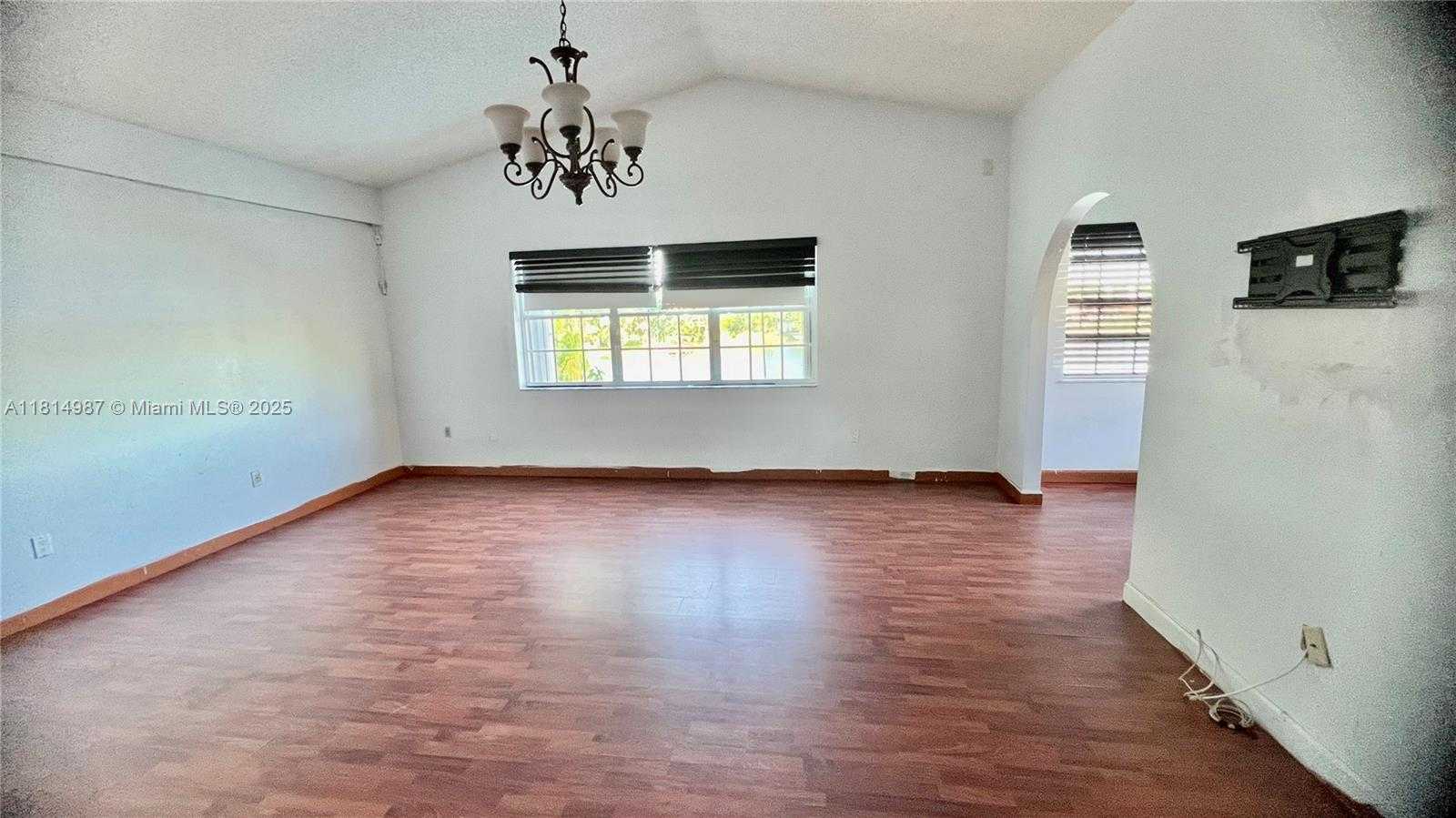 Small Image of 15321 SOUTH WEST 59TH ST, Miami Number 79