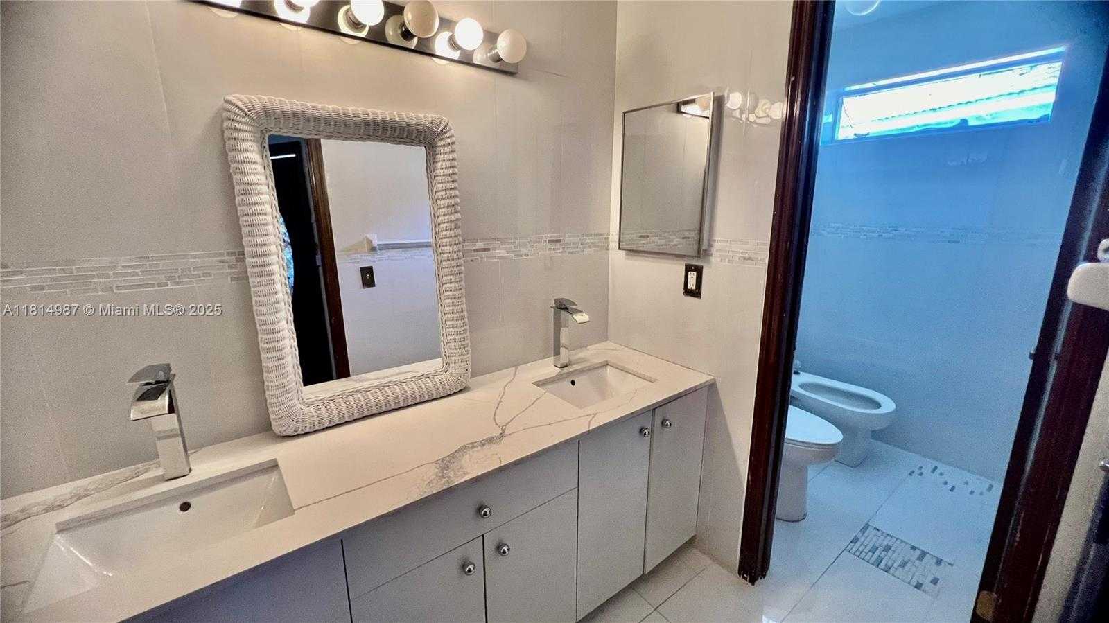 Small Image of 15321 SOUTH WEST 59TH ST, Miami Number 90