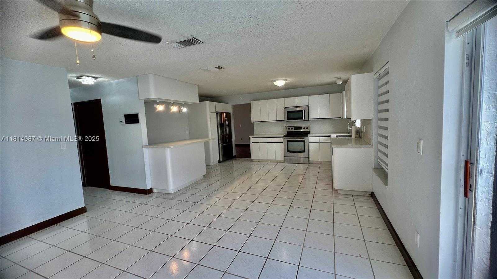 Small Image of 15321 SOUTH WEST 59TH ST, Miami Number 98