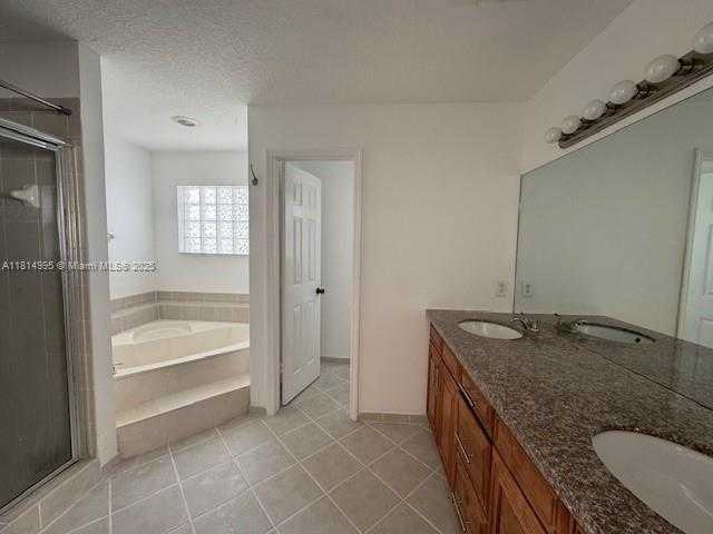 Small Image of 1720 NORTH EAST 35TH AVE, Homestead Number 19