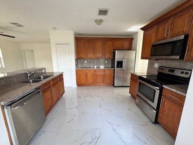 Small Image of 1720 NORTH EAST 35TH AVE, Homestead Number 7