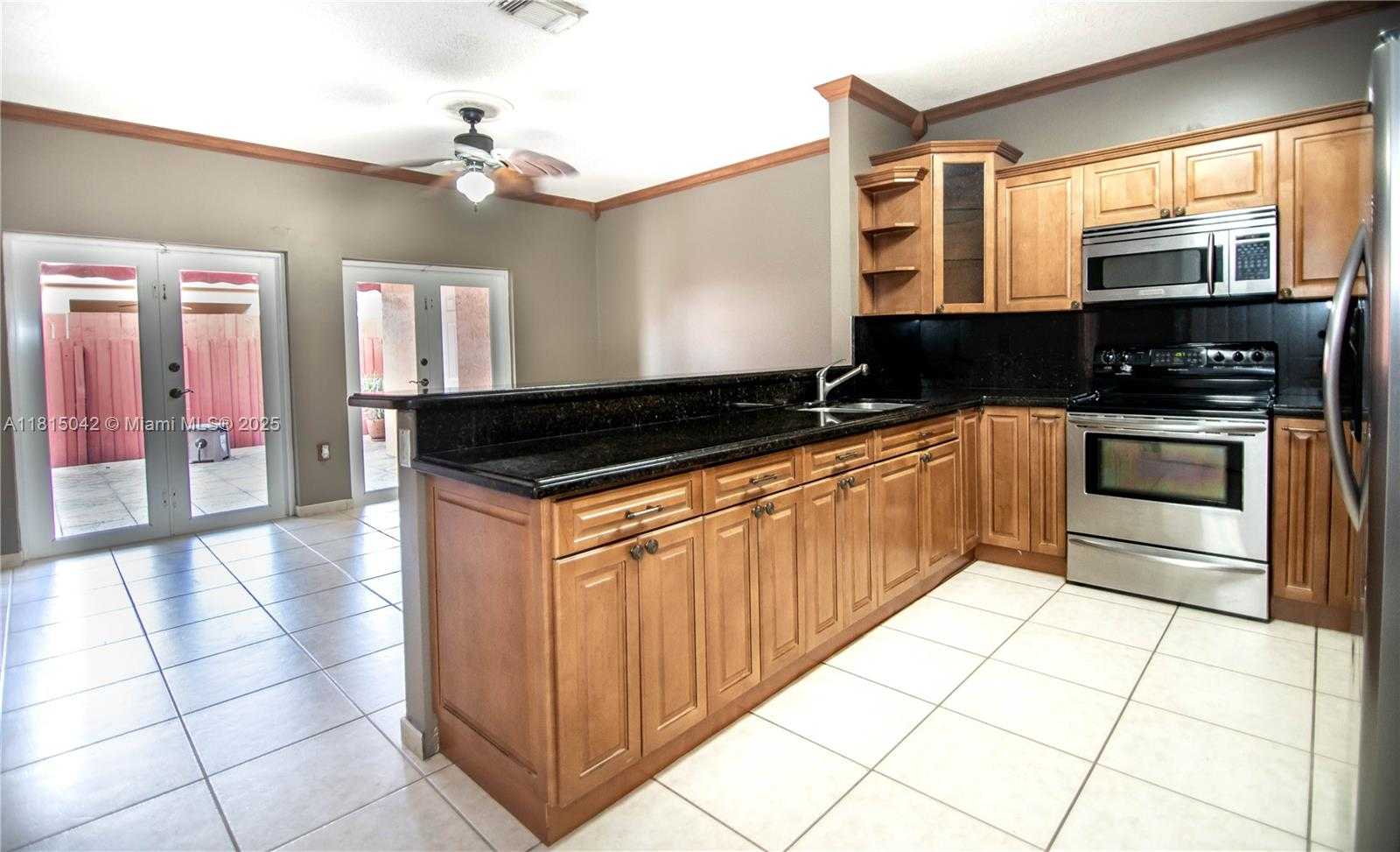Small Image of 7997 NORTH WEST 199TH TER, Hialeah Number 16