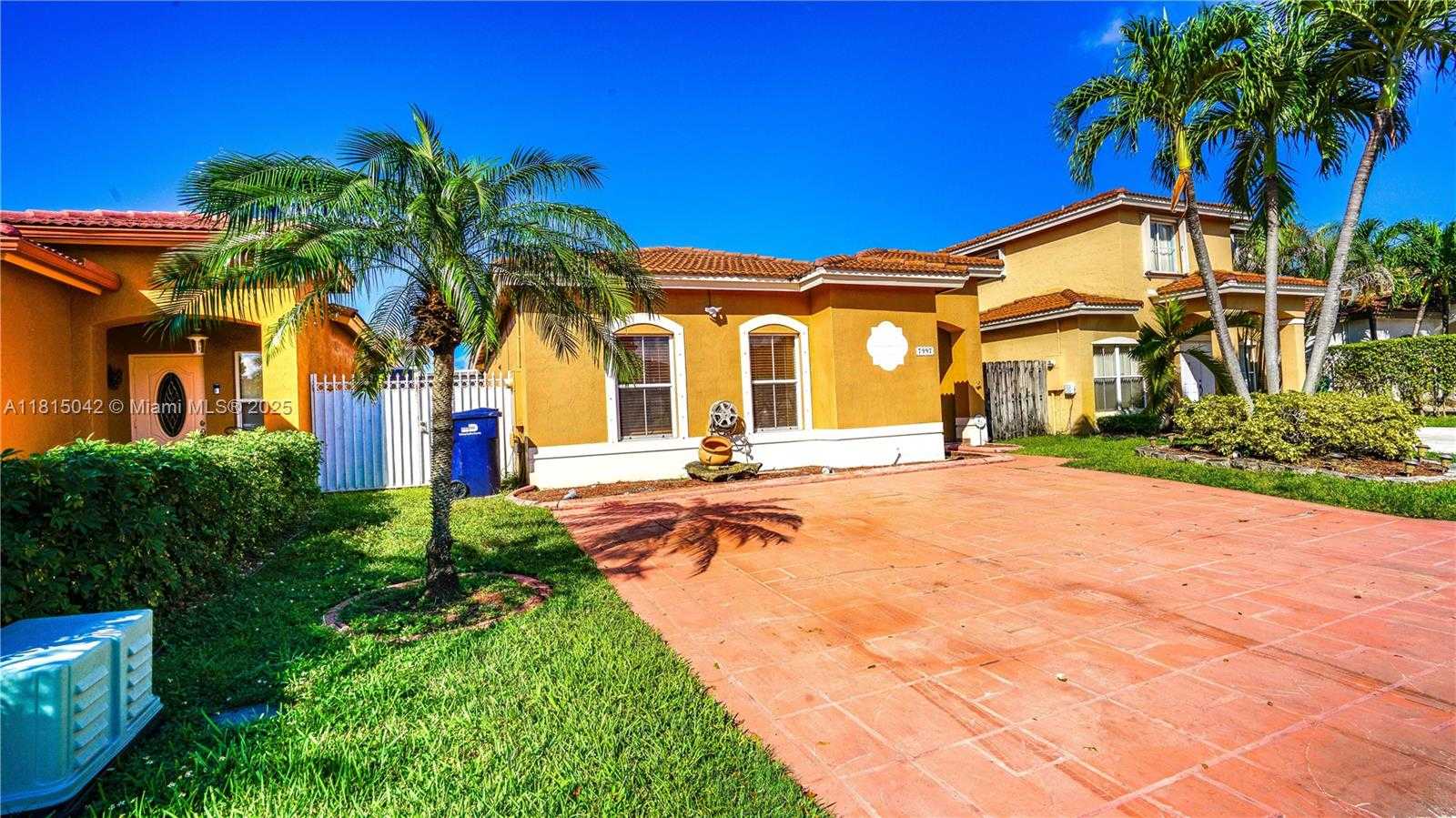 Small Image of 7997 NORTH WEST 199TH TER, Hialeah Number 2