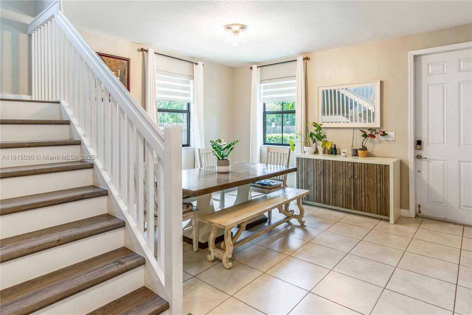 Small Image of 724 SOUTH EAST 37TH AVE, Homestead Number 13
