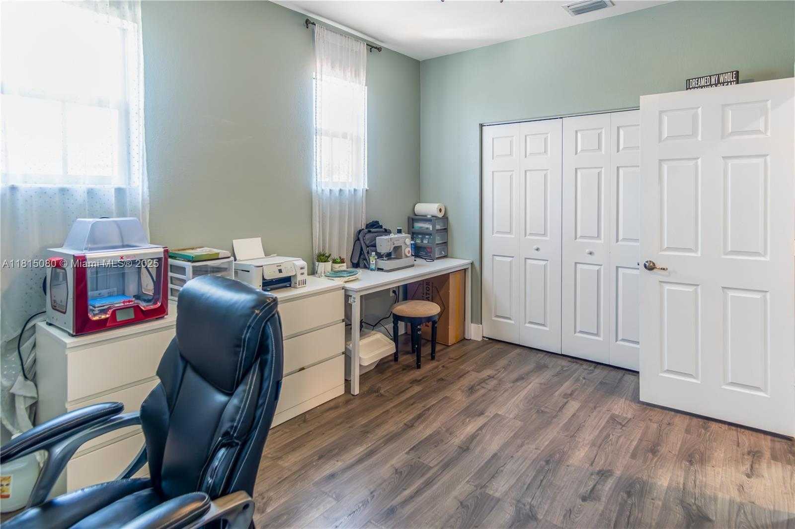 Small Image of 724 SOUTH EAST 37TH AVE, Homestead Number 29
