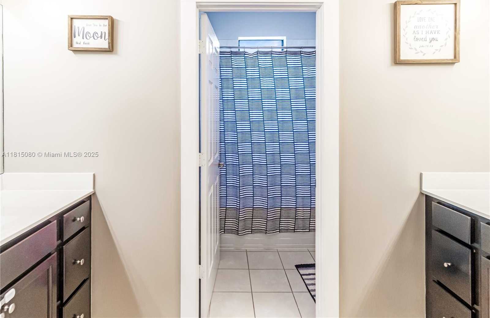 Small Image of 724 SOUTH EAST 37TH AVE, Homestead Number 35