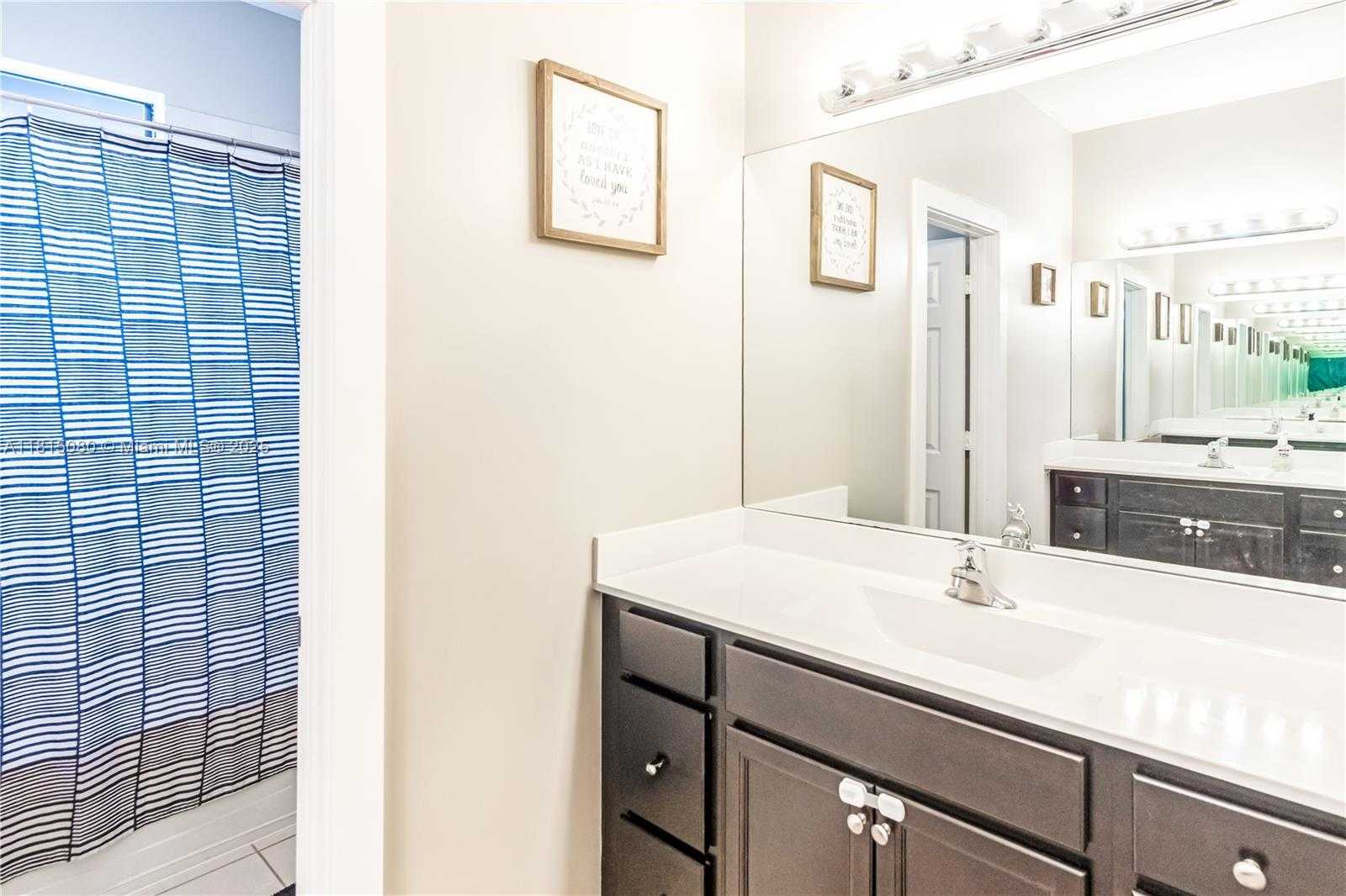 Small Image of 724 SOUTH EAST 37TH AVE, Homestead Number 36