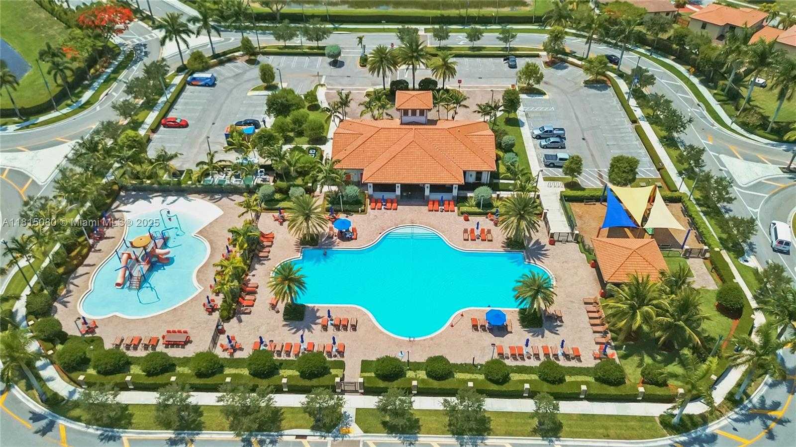 Small Image of 724 SOUTH EAST 37TH AVE, Homestead Number 38