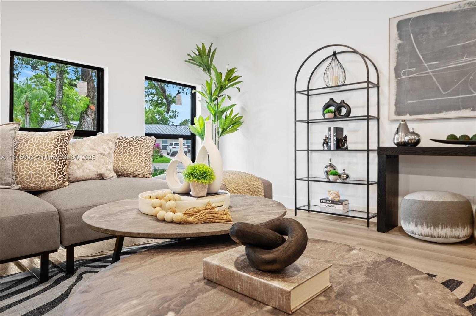 Small Image of 679 SOUTH WEST 17TH CT, Boca Raton Number 4