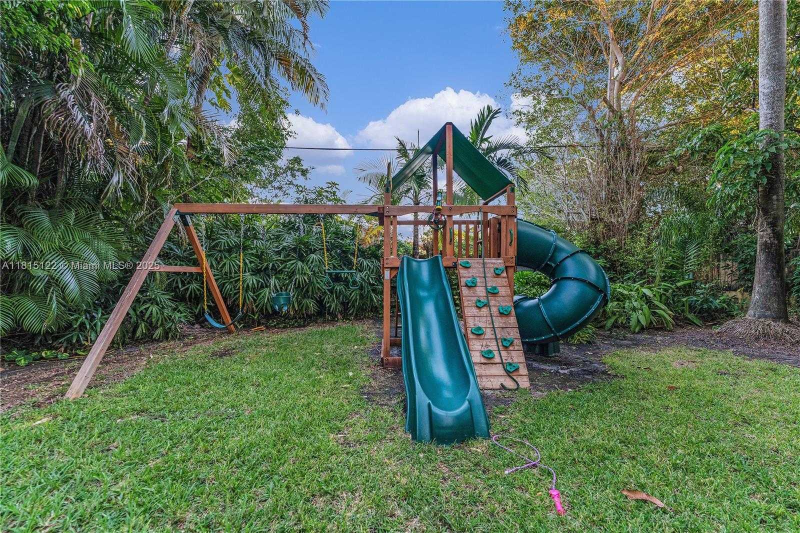 Small Image of 3747 ROYAL PALM AVE, Miami Beach Number 29