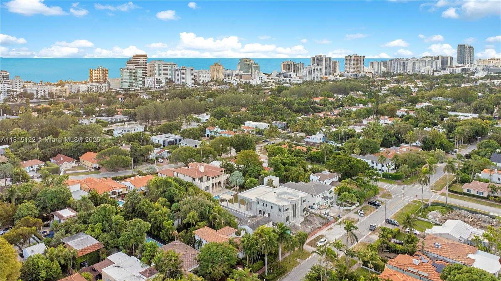 Small Image of 3747 ROYAL PALM AVE, Miami Beach Number 38