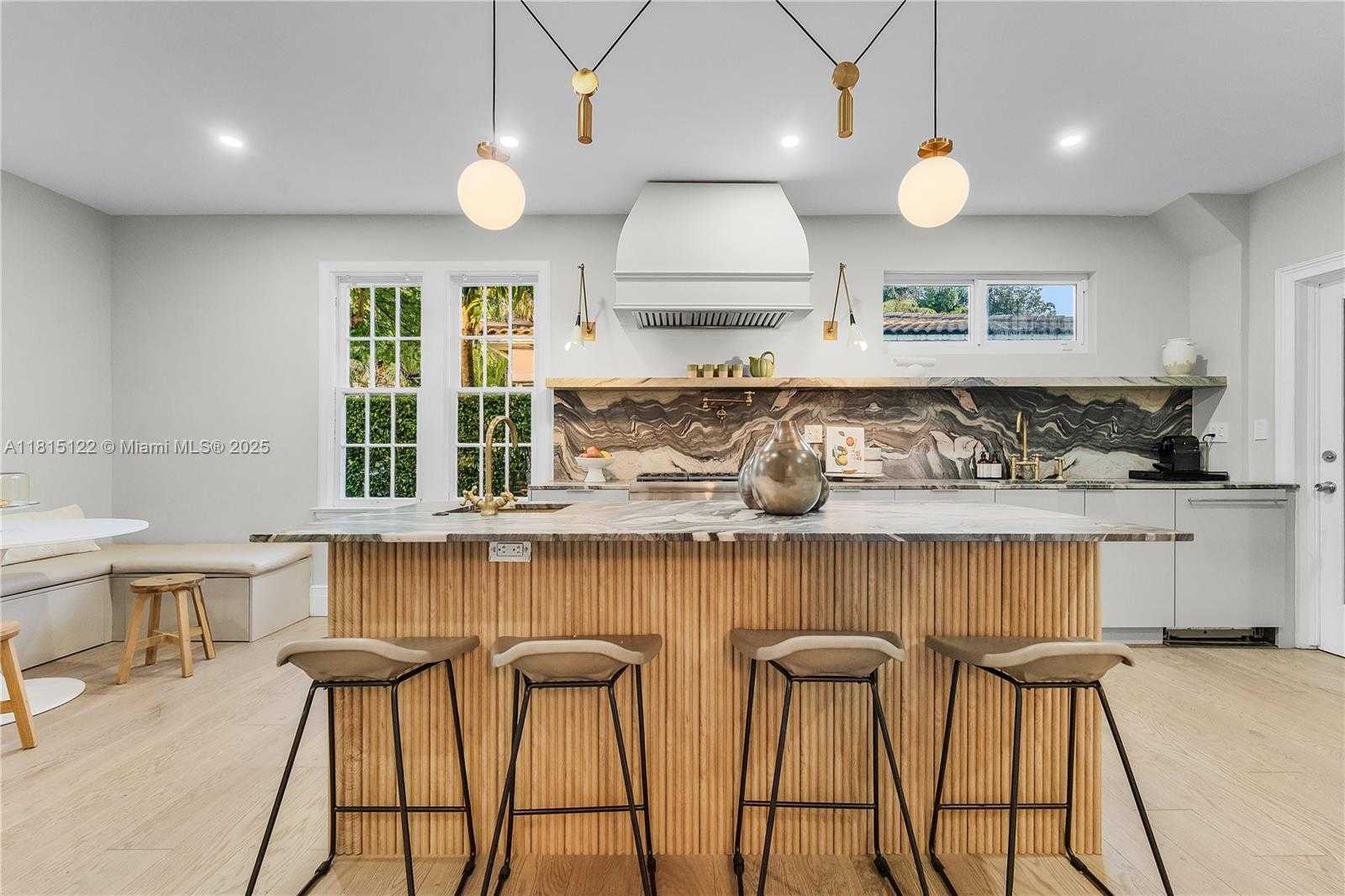 Small Image of 3747 ROYAL PALM AVE, Miami Beach Number 6