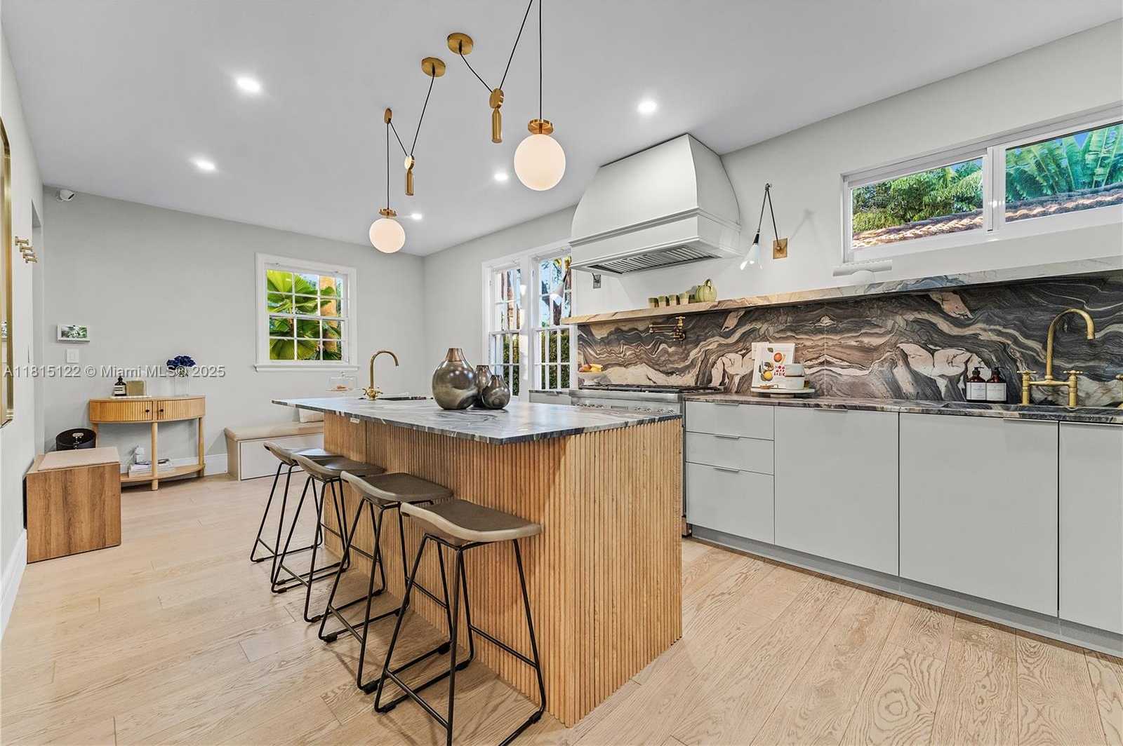 Small Image of 3747 ROYAL PALM AVE, Miami Beach Number 8