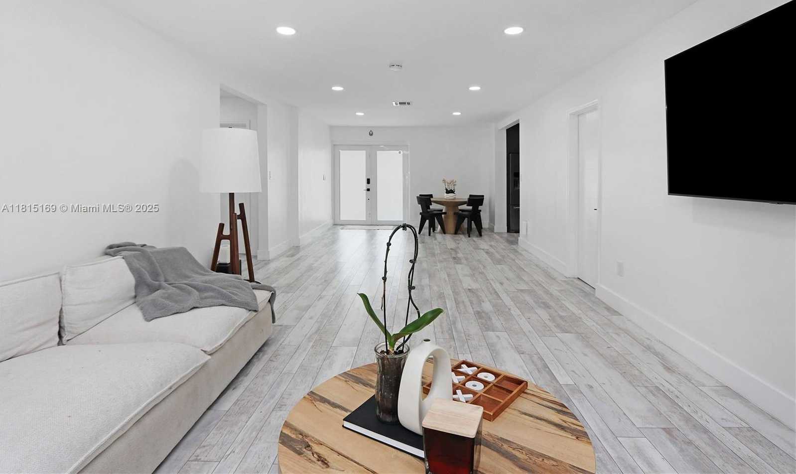 Small Image of 1611 MADISON ST, Hollywood Number 10