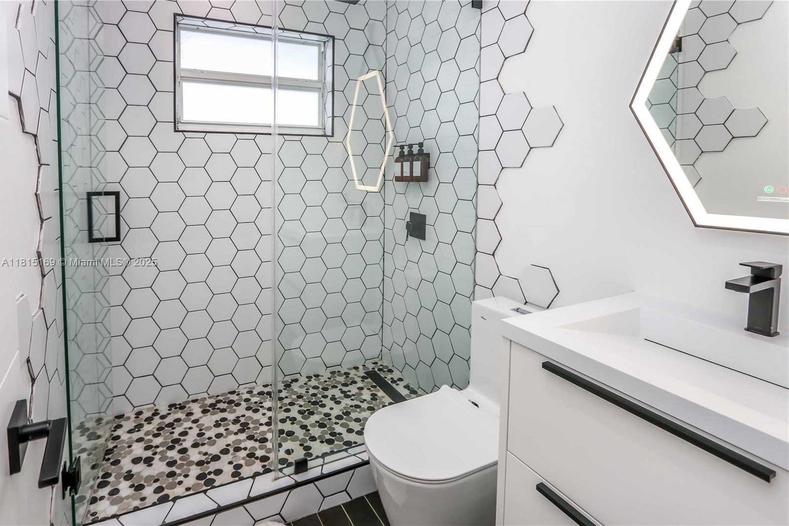Small Image of 1611 MADISON ST, Hollywood Number 22
