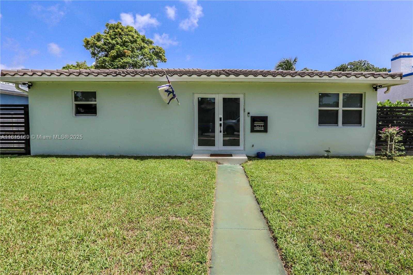 Small Image of 1611 MADISON ST, Hollywood Number 32