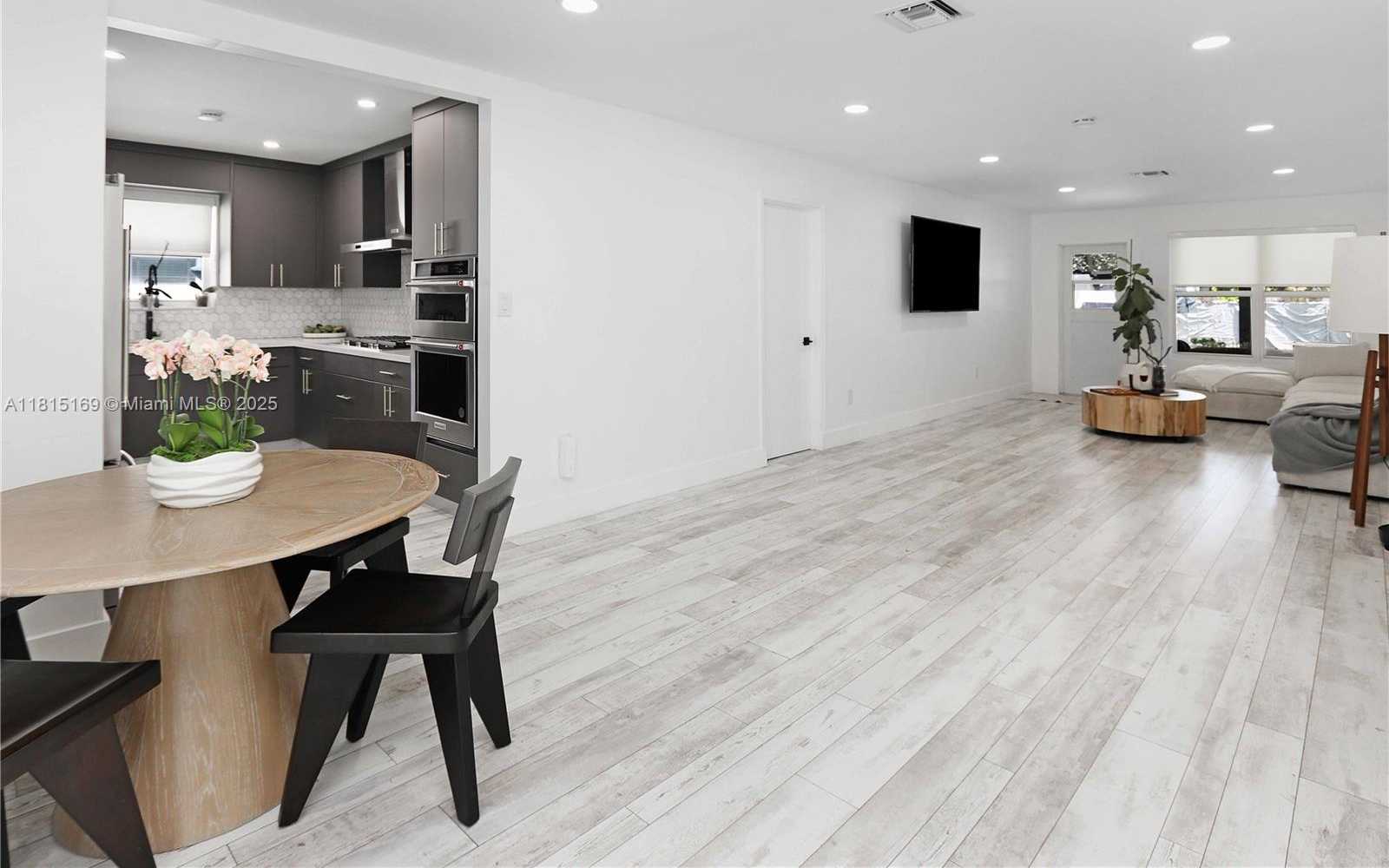 Small Image of 1611 MADISON ST, Hollywood Number 6